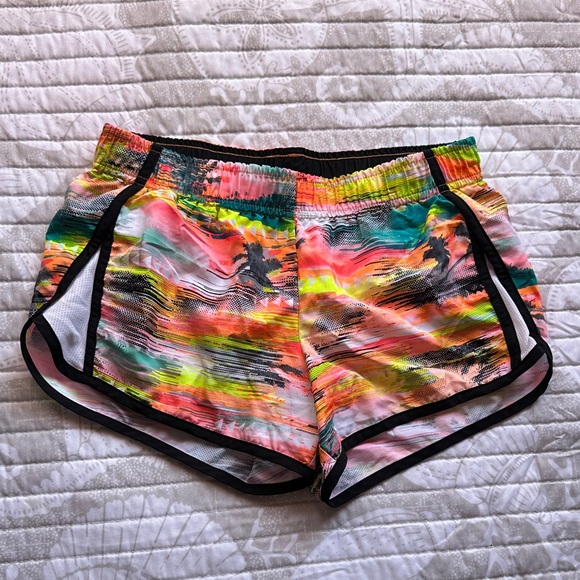 City Streets Multicolor Women's Athletic Shorts - Picture 1 of 2